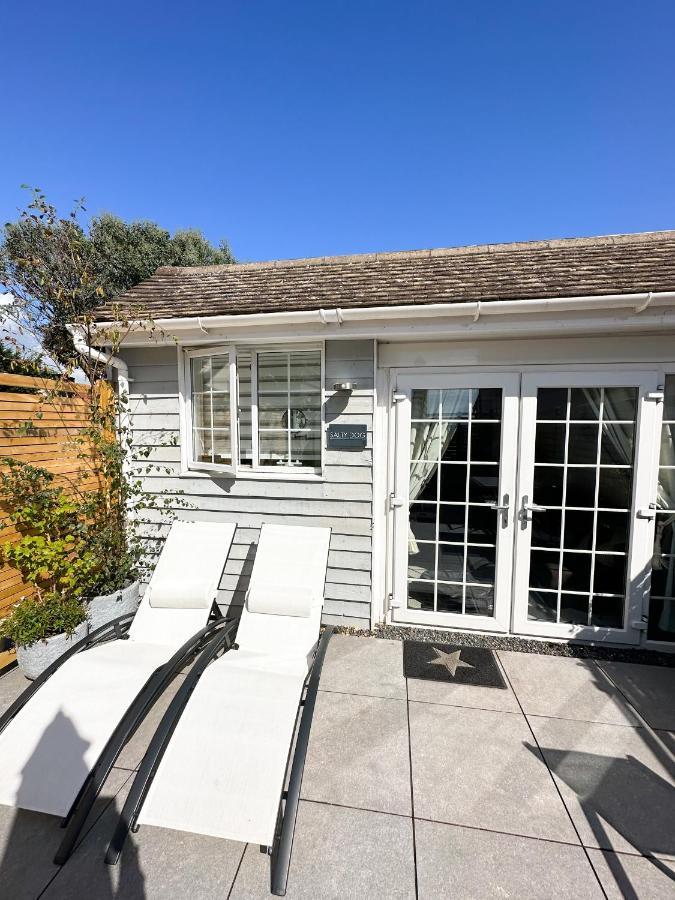 Seaside Cabin Retreat In Hayling Island South Hayling Exterior photo